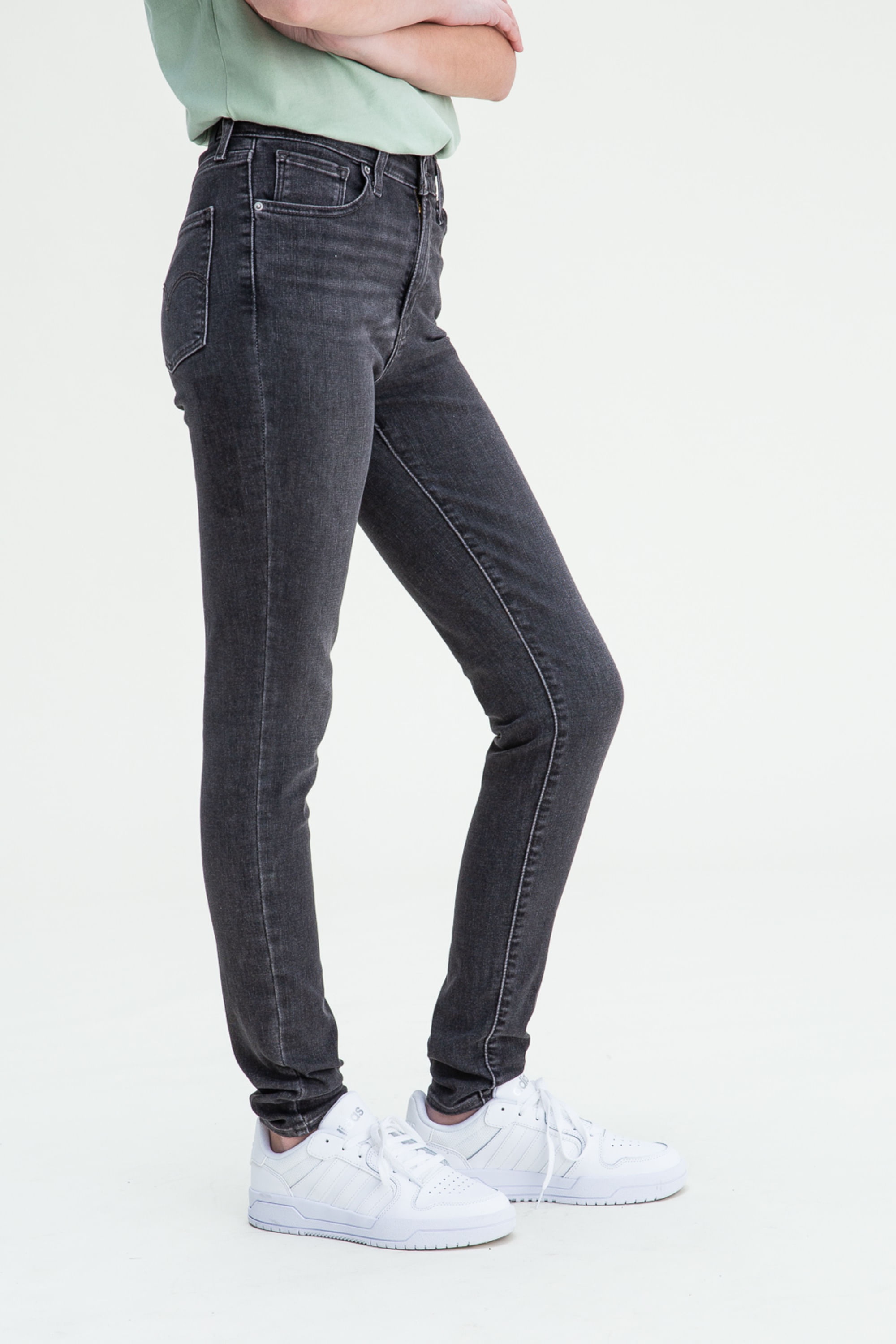 Levi's 721 High Rise Skinny,Carbon Glow,28x32 : : Ropa,  Zapatos y Accesorios