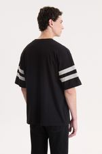 001MO-A0040_0441