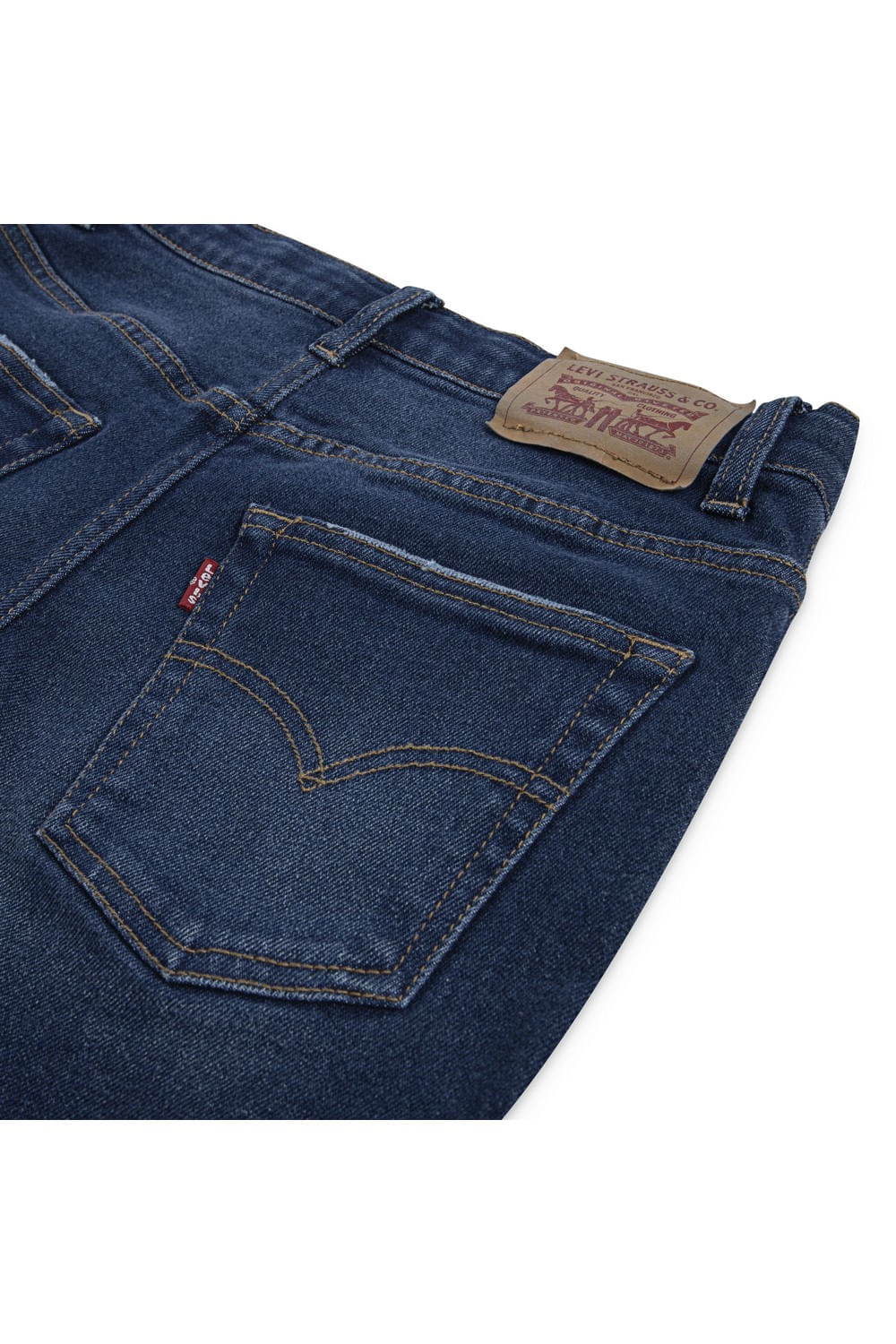 Levis_APP_Big__D516_DAE_F_S_D_01