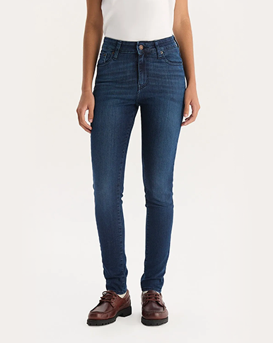 Skinny Fit →
